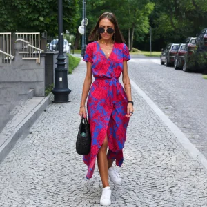 Flora - Robe Longue Portefeuille | Imprimé Coloré | Fluide et Élégante