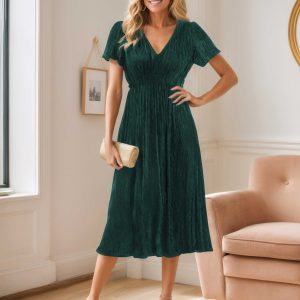 Robes D'Invitées De Mariage En Velours À Longueur Du Thé Col V Alejandra