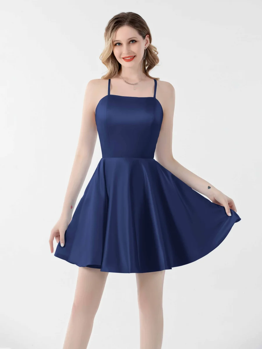 Robes De Soirée Mini En Satin À Dos À Nouer Et Bretelles Spaghetti Ryleigh – Image 3