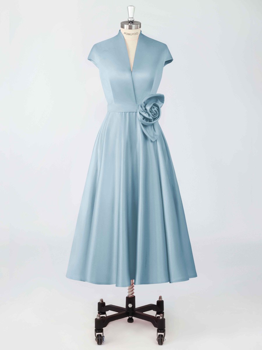 Robes Mère De La Mariée En Satin À Col V Midi Avec Ceinture Fleurie – Image 8