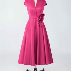 Robes Mère De La Mariée En Satin À Col V Midi Avec Ceinture Fleurie