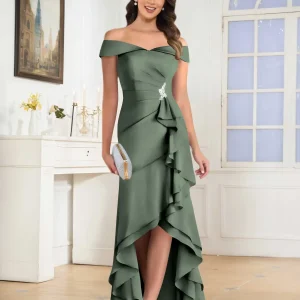 Robes Mère De La Mariée En Satin À Épaules Dénudées Plissé Callista