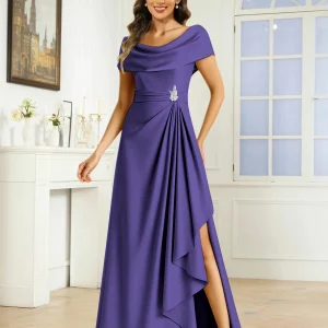 Robes Mère De La Mariée En Satin À Plissé Volants Fente À Jambe Kiana