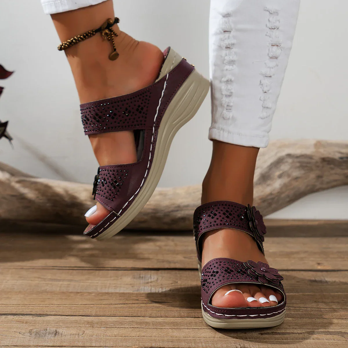 Comfort Sandals with Decorative Flower Platform | Casual Style and Elegance – Image 7
