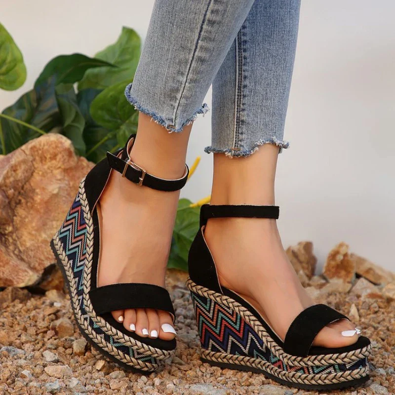Zigzag Compensated Sandals | Bohemian Style and Comfortable Height – Image 5
