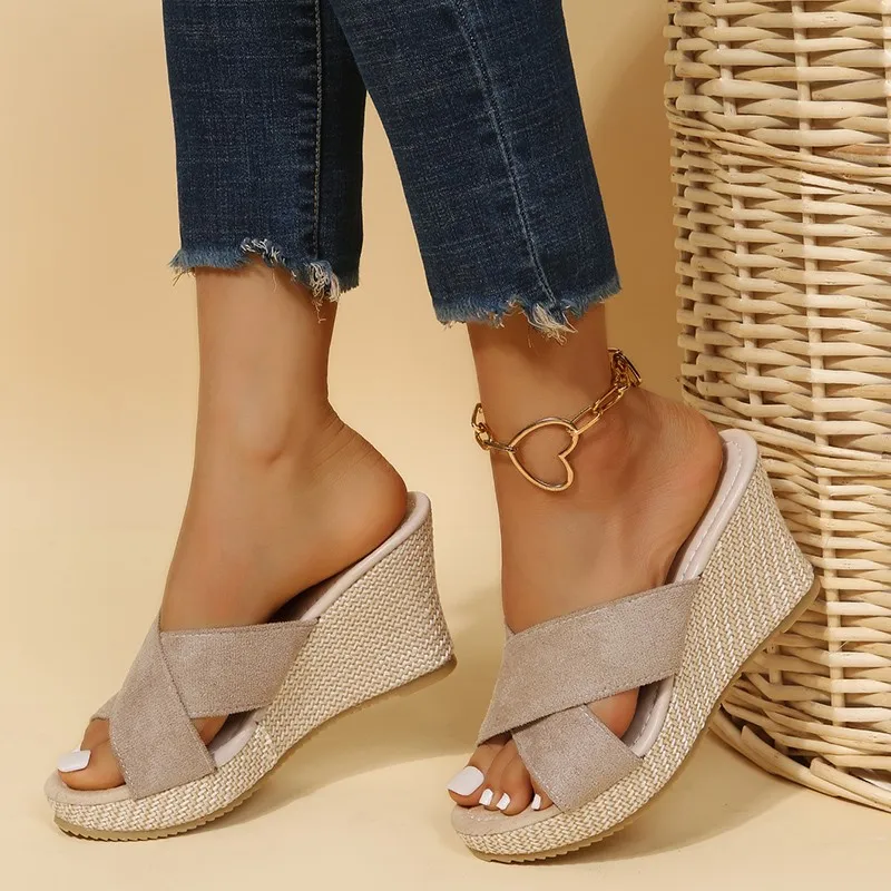 Natural Elegance Platform Sandals | Comfort and Style – Image 4