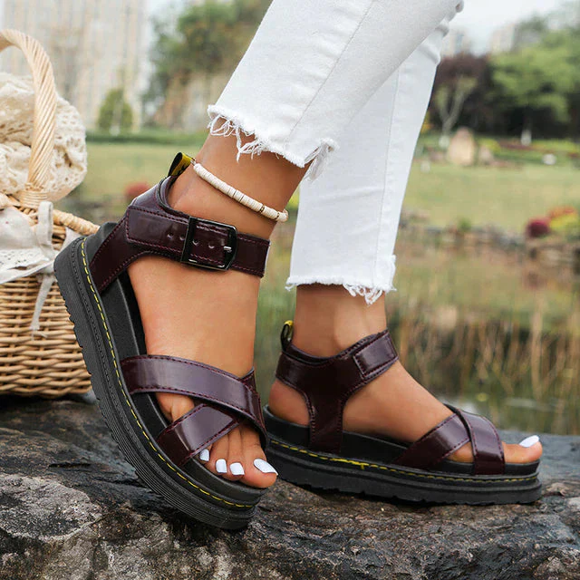 Urban Croisée | Thick Buckle Retro Style Women's Sandals – Image 5