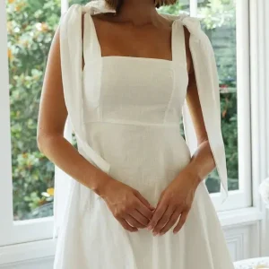 Robe Courte Lin Blanc | Bretelles à Nouer | Légère et Féminine