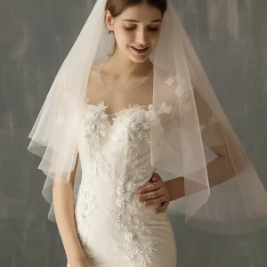 Voile De Mariée Romantique Simple À Deux Niveaux