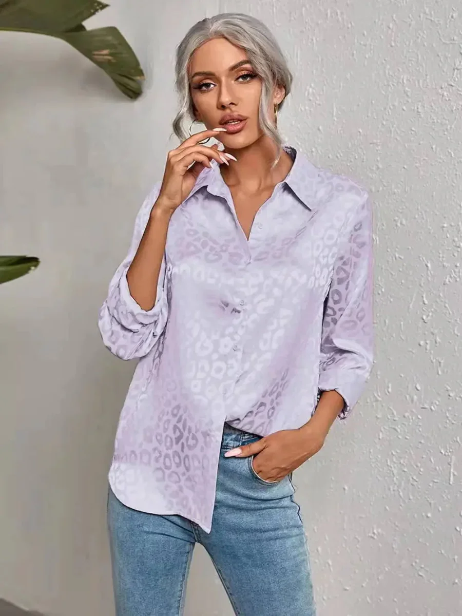 Chemise Satinée Léopard | Tissu Soyeux | Élégante et Féminine – Image 9