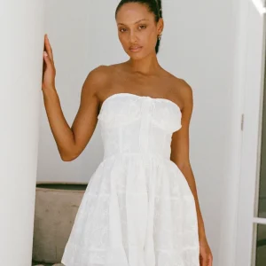 Robe Courte Blanche Bustier | Fraîcheur et Simplicité Chic