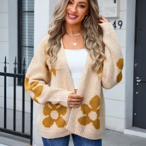 Vintage Flower Cardigan | Loose fit and soft knit