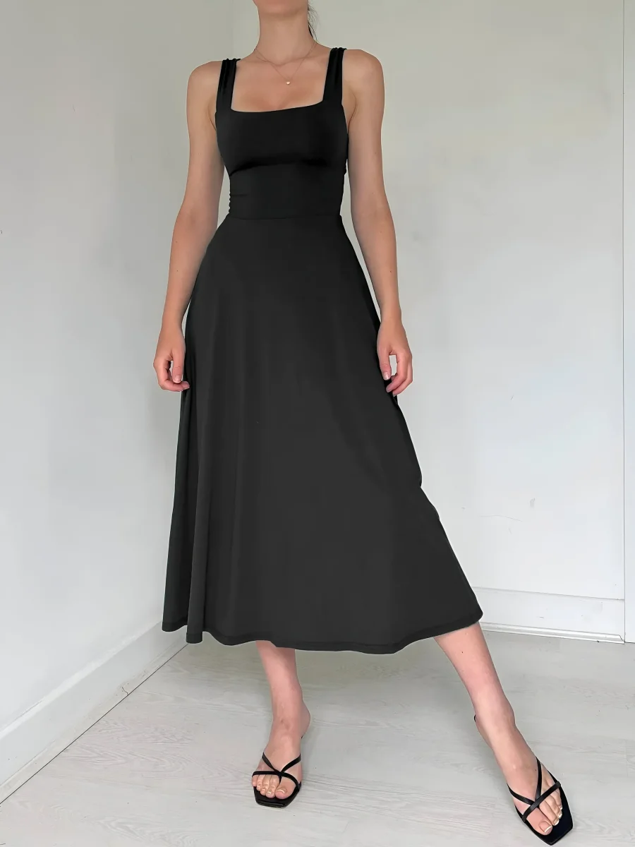 Robe Longue Évasée | Minimaliste et Élégante – Image 7