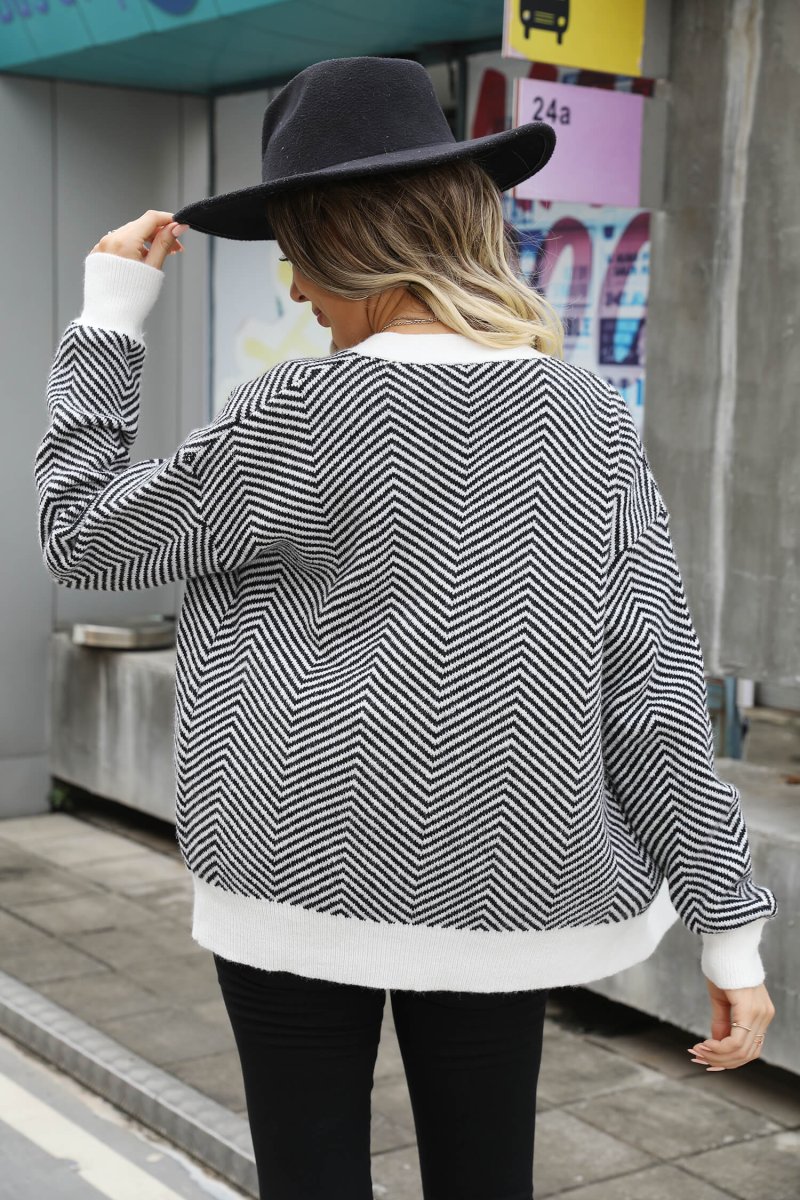 Urban Chevron Buttoned Zigzag Cardigan – Image 7