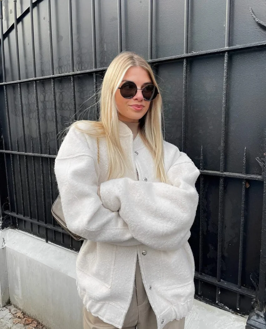 Oversized Buttoned Wool Jacket | Esprit Minimaliste – Image 7