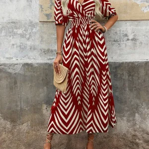 Belted Graphic Print Maxi Dress | Chic et Moderne