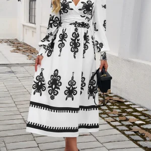 Elegant Midi Dress | Contrast Patterns | Cache-Coeur Collar