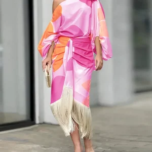 Robe Asymétrique | Imprimé Artistique | Élégance et Mouvement