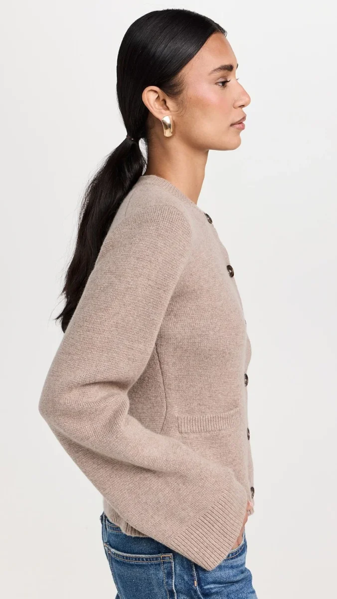Round Neck Buttoned Cardigan | Élégance Pure – Image 7