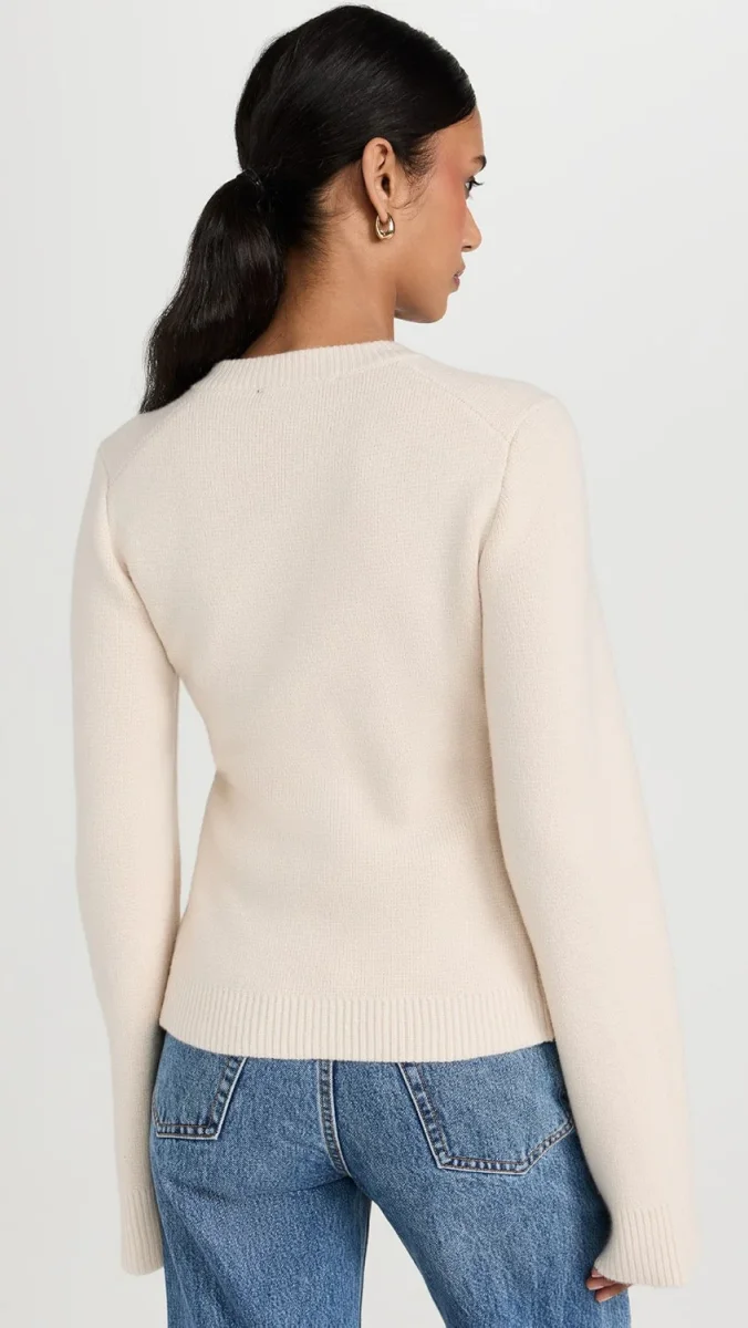 Round Neck Buttoned Cardigan | Élégance Pure – Image 4