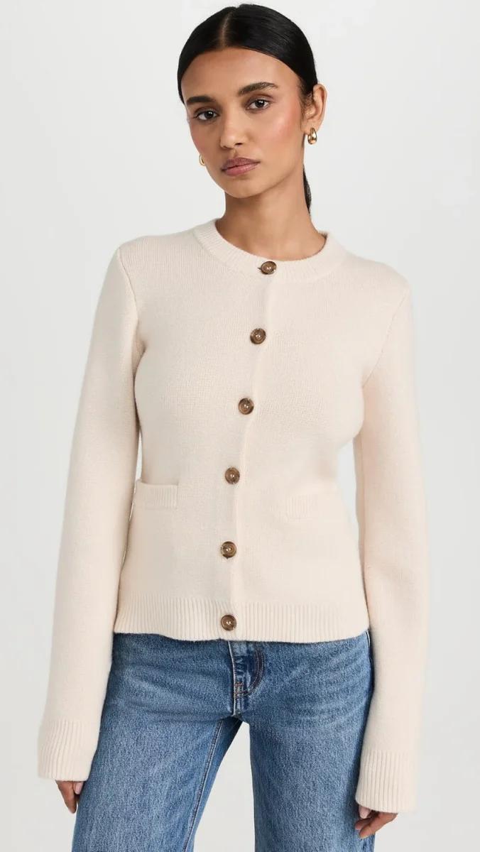 Round Neck Buttoned Cardigan | Élégance Pure – Image 5