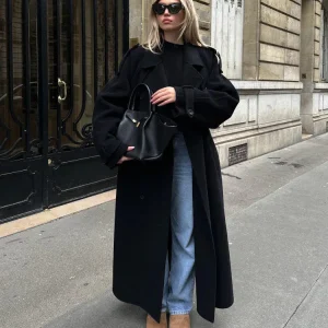 Allure Parisienne | Long coat with drop shoulders and belt